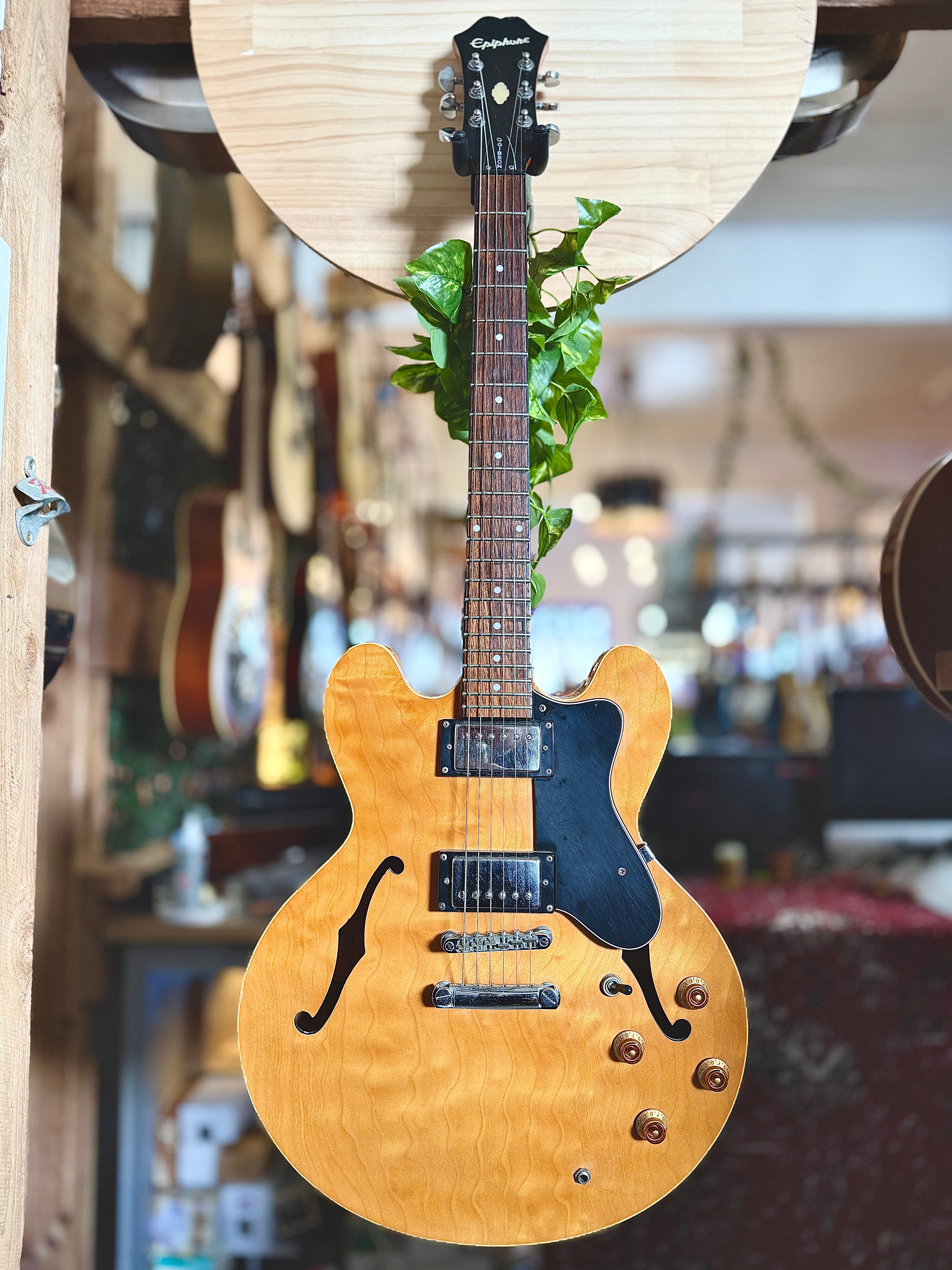 Epiphone | Dot | Blonde | 2003 | Korean | Peerless Factory | Pre-Loved Epiphone | Dot | Blonde | 2003 | Korean | Peerless Factory | Pre-Loved